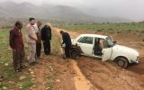 امدادرسانی ونجات سرنشینان خودروهای گرفتارشده درمنطقه تسوج